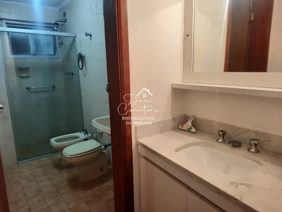 Imagem Apartamento com vista para o mar e lazer, 3 quartos com suíte e 2 vagas na Pitangueiras, Guarujá-SP - 165m² de área.