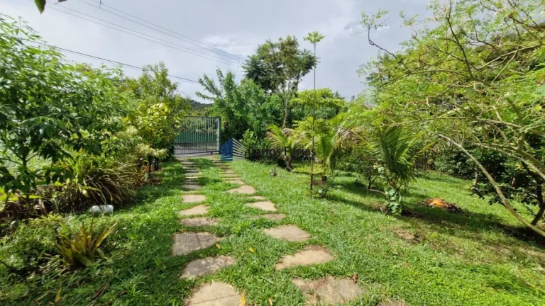 Imagem Casa em Condomínio para Venda em Brasília, Setor Habitacional Jardim Botânico, 4 dormitórios, 1 suíte, 2 banheiros, 2 vagas