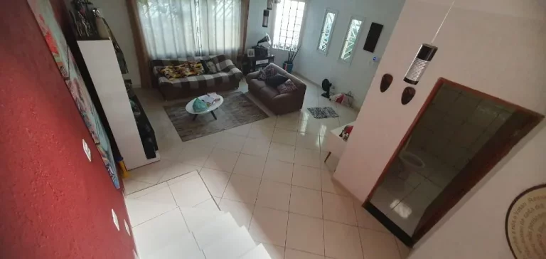 Imagem Sobrado com 3 dormitórios à venda, 250 m² por R$ 950.000,00 - Jardim Medina - Poá/SP