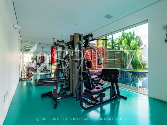 Imagem Mansão contemporânea com heliponto particular à venda no condomínio Jardim Acapulco no Guarujá