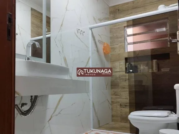 Imagem Linda Casa com Salão Comercial à Venda – Jardim Palmira, Guarulhos ?? 302 m² de área construída | 191 m² de terreno