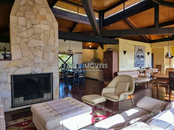 Imagem Casa Térrea Turmalina | 356 m², Terreno 6.050 m² e Vista Pedra do Baú