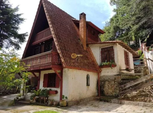 Imagem Casa para Venda em Teresópolis / RJ no bairro Cascata dos Amores
