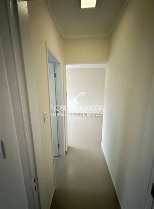 Imagem Próximo Av.Ana Costa, bem servido comercialmente, escolas, bancos, hospitais, entre outros.