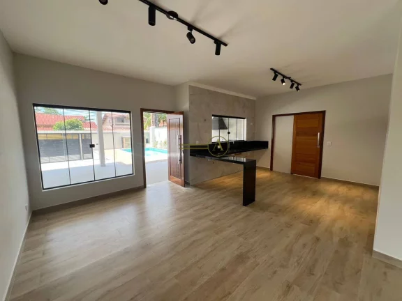 Imagem Lindíssima Casa à venda Nova e com muito bom gosto no acabamento em Peruíbe
