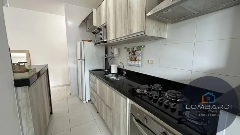 Imagem Apartamento na Praia das Toninhas próximo ao mar
