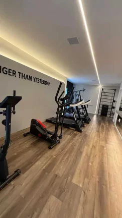 Imagem Apartamento com 3 dormitórios sendo 2 suítes e 2 vagas de garagem em Meia Praia Itapema/SC