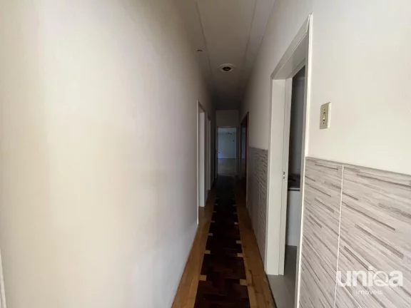 Apartamento 04 dormitórios para venda no Calçadão de Santa Maria no ed Imembuy