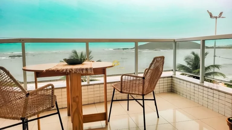 Imagem Apartamento de Luxo Frente para o Mar: Temporada Exclusiva na Praia de Peracanga, Guarapari
Desfrute...
