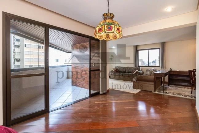 Imagem Apartamento andar alto com 190m² em Perdizes Nobre, 3 suítes e 3 vagas.