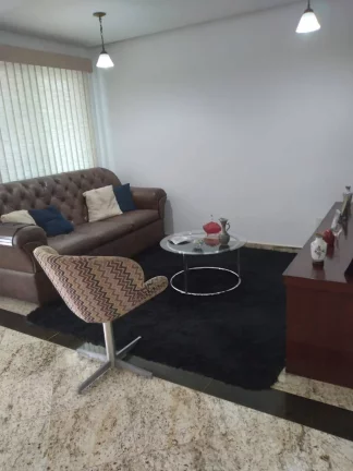 Imagem ATENÇÃO - Casa espetácular pertinho da praia.