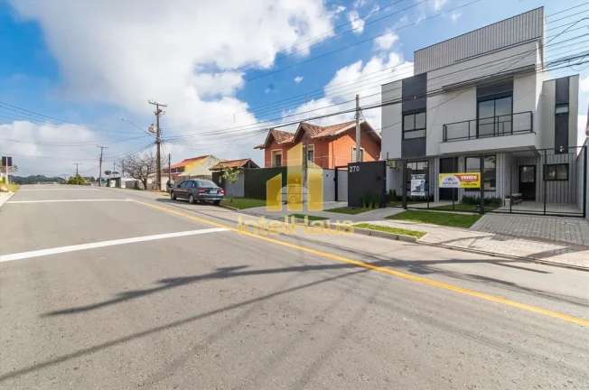 Imagem Sobrado novo em condomÃ­nio no bairro Orleans, em Curitiba, ideal para quem busca conforto, seguranÃ...
