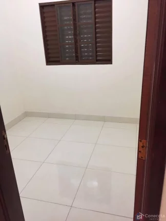 Imagem Casa à Venda no Bairro Eldorado em Patos de Minas – 3 Quartos, Quintal Amplo, R$ 355 mil