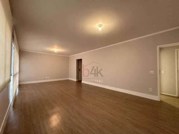 Imagem Apartamento de 128m² com 3 Quartos no Campo Belo | Espaço e Conforto