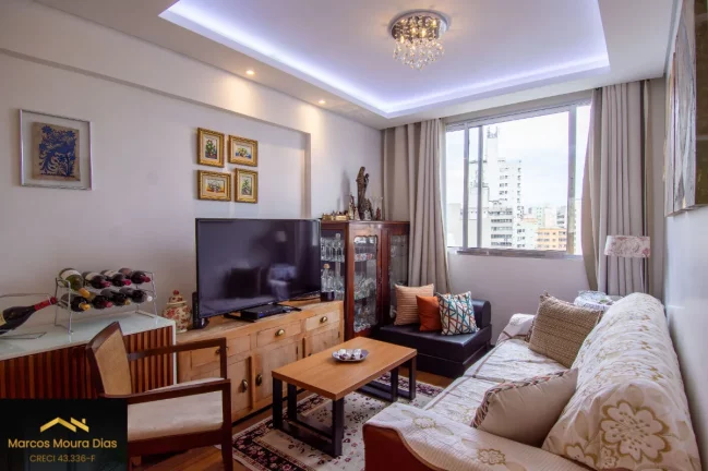Apartamento Reformado para venda em Santa Cecília com 1 Dormitório ( quarto), 48m² e 1 Vaga de Garagem