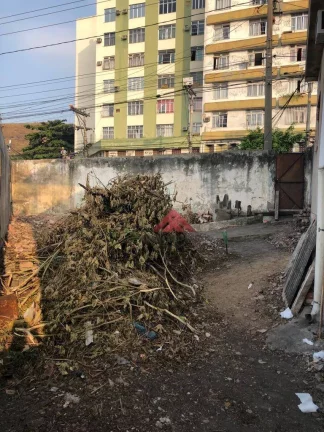 Imagem Casa com 3 dormitórios à venda, 212 m² por R$ 600.000,00 - Santa Catarina - São Gonçalo/RJ