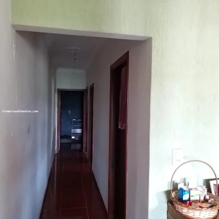 Imagem Sobrado para Venda em Limeira, Parque Hippolyto, 3 dormitórios, 2 banheiros, 2 vagas
