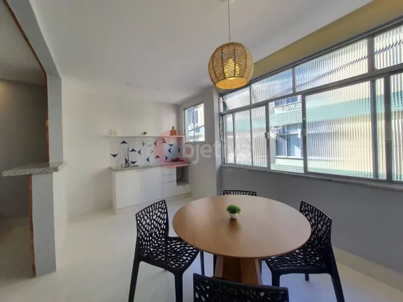 Imagem Apartamento linear reformado, 2 quartos, Centro - Cabo Frio