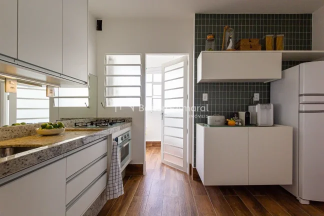 Imagem Apartamento impecável, totalmente mobiliado e repaginado por arquiteto, unindo sofisticação e pra...