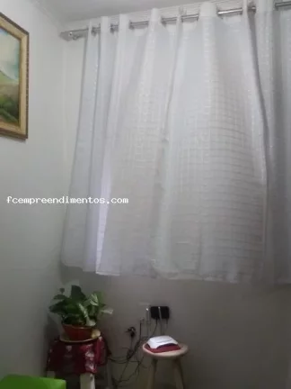 Imagem Sobrado para Venda em Limeira, Jardim Hortência, 4 dormitórios, 1 suíte, 1 banheiro, 2 vagas