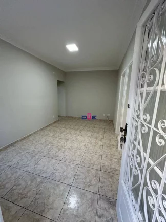 Imagem Apartamento Térreo de 2 dormitórios no Macuco – Santos