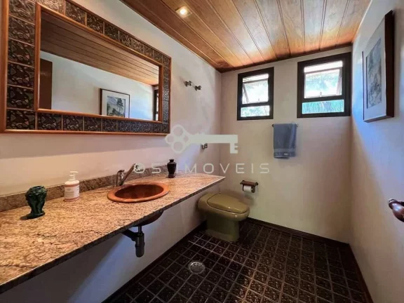 Imagem Cond Pq Silvino Pereira - Ótima construção! 5 sts + apartamento hóspedes!