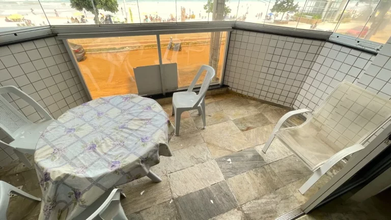 Imagem Apartamento Alto Padrão, 03 Quartos sendo 01 Suite, 02 Vagas de Garagem, Area de Lazer, Beira Mar, Praia do Morro, Guarapari - ES