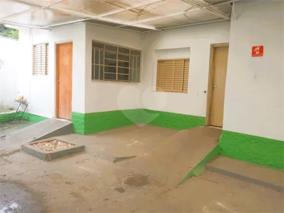 Imagem Casa à venda ou para alugar com 7 quartos, sendo 2 suítes, em Butantã, São Paulo - SP