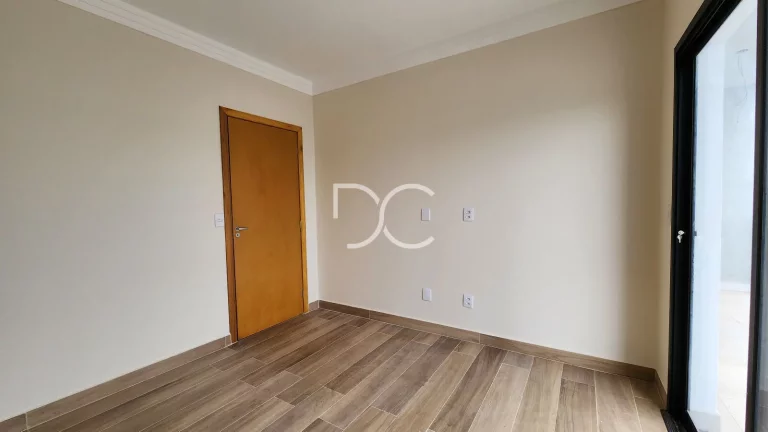 Imagem Condomínio Terras de São Francisco - Venda Sobrado AC 168 m² | AT 194,62 m² | 3 Dorm | 1 Suíte | 3 Ban | 2 Vagas