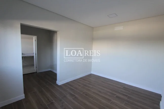 Imagem CASA CONDOMINIO SANTA MONICA - CAÇAPAVA| 3 SUITES | 192 M²
