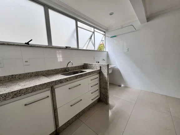 Imagem LOCAÇÃO: Apartamento 3 Quartos no Centro de Barbacena – Reformado e Pronto para Morar