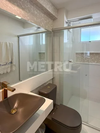 Imagem Apartamento à venda no Edf. Privilege com vista para o Rio, 3 quartos, PETROLINA