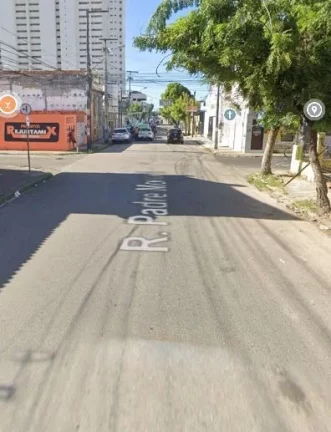 (TE8248) - Um Terreno medindo 251,10m², localizado no bairro Centro.
