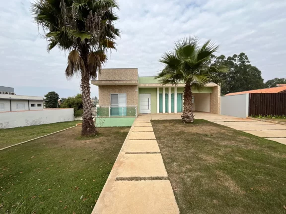 Imagem Belíssimo Imóvel à Venda no Condomínio Ninho Verde I Eco Residence - Porangaba, SP