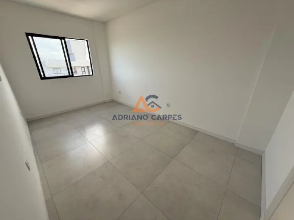 Imagem Apartamento novo, frente mar com 87m², 2 suítes e churrasqueira a carvão na Meia Praia - Navegantes Adriano Carpes Imóveis vende!