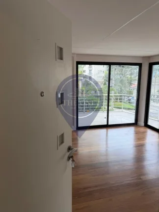 Imagem Apartamento de luxo no coração de São Paulo: 3 quartos, 1 suíte, 4 banheiros, 2 vagas na Jardim Vila Mariana - 118m². Venha conhecer!