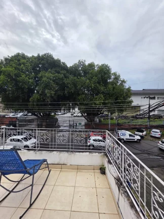 Imagem CASA NA PRAÇA 14 DE JANEIRO - MANAUS