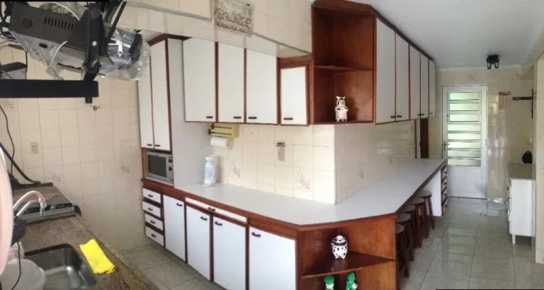Imagem Casa com 3 dormitórios, 234 m² - venda por R$ 750.000,00 ou aluguel por R$ 4.680,00/mês - Vila Correa - Ferraz de Vasconcelos/SP