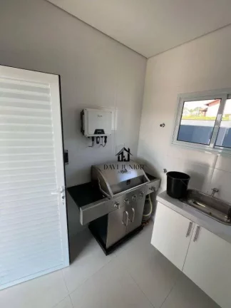 Imagem Casa com 3 dormitórios sendo 1 suite à venda, 280 m² por R$ 1.100.000 - Condomínio Village da Serra - Araçoiaba da Serra/SP