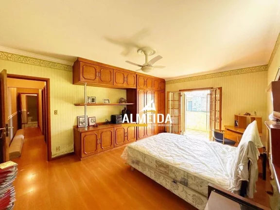 Imagem Casa com 3 dormitórios para alugar, 362 m² por R$ 3.783,00 - Assistência - Rio Claro/SP