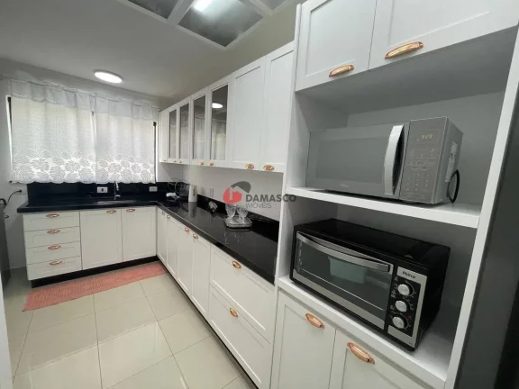 Imagem Sobrado à venda 3 Quartos, 1 Suite, 5 Vagas, Jardim São Caetano, São Caetano do Sul - SP