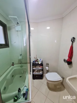 Cobertura para venda na Avenida Angelo Bolson em Santa Maria