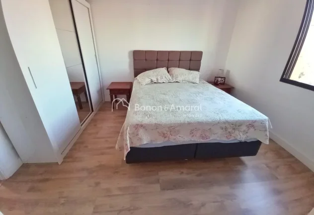Imagem Apartamento espaçoso no coração do Bosque com uma localização privilegiada:

Situado em uma rua...
