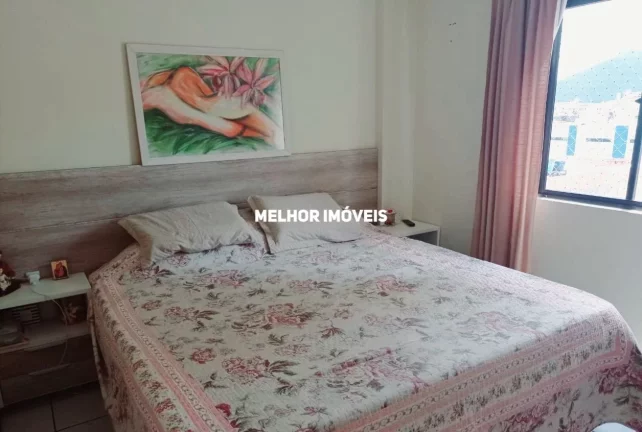 Imagem Cobertura Duplex à Venda Semi Mobiliado com 04 Dormitórios sendo 01 Suíte com Sacada, Terraço e sacada com Churrasqueira a Carvão, localizada no Centro em Balneário Camboriú - SC