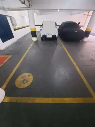 Imagem Sala Comercial à Venda, 81,8 m2, 2 ambientes com sacada, 2 bwc, garagem, Centro, Florianópolis, SC