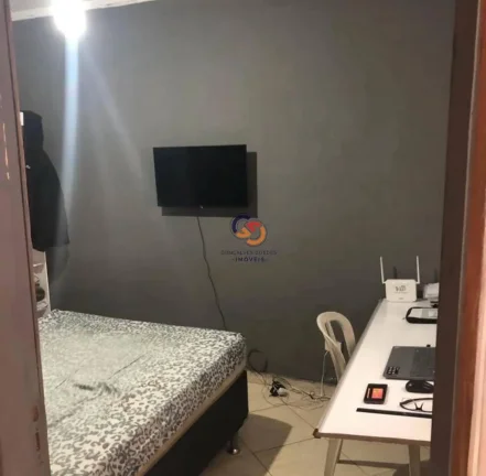 Imagem Casa com 2 quartos e 2 vagas