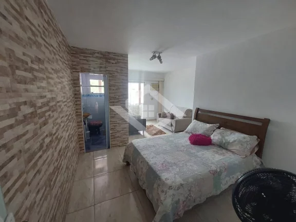 Imagem Casa triplex com duas suítes e terraço, Tingui, Campo Grande
