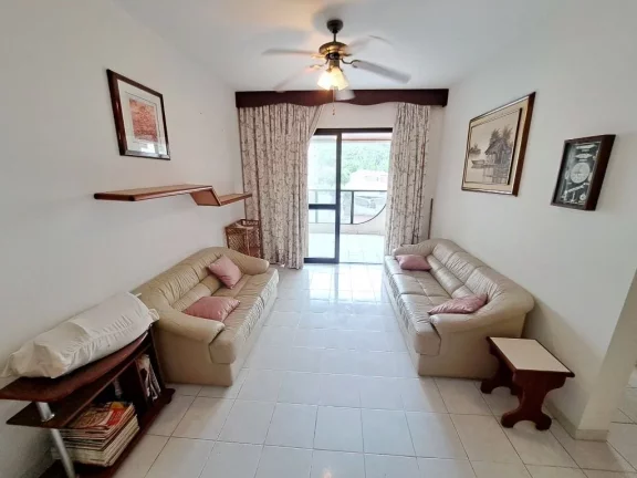 Imagem PITANGUEIRAS - APARTAMENTO AMPLO COM 2 DORMITÓRIOS NA PRAIA DE PITANGUEIRAS COM PISCINA E 2 VAGAS PARA AUTO