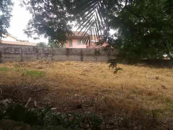 Terreno plano de esquina com 623 metros quadrados. Localização privilegiada em bairro nobre com ca...