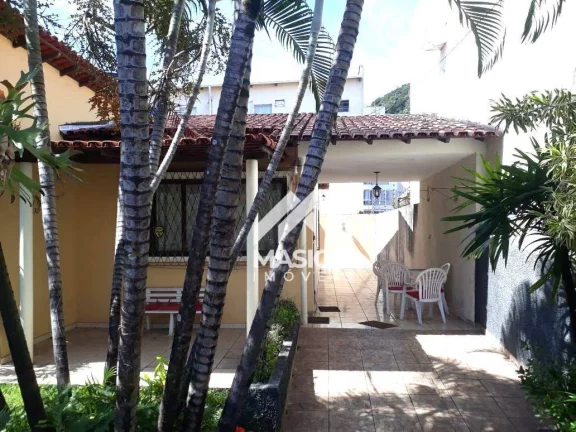 Imagem Casa com 3 dormitórios à venda, 150 m² por R$ 1.000.000,00 - Olaria - Vila Velha/ES